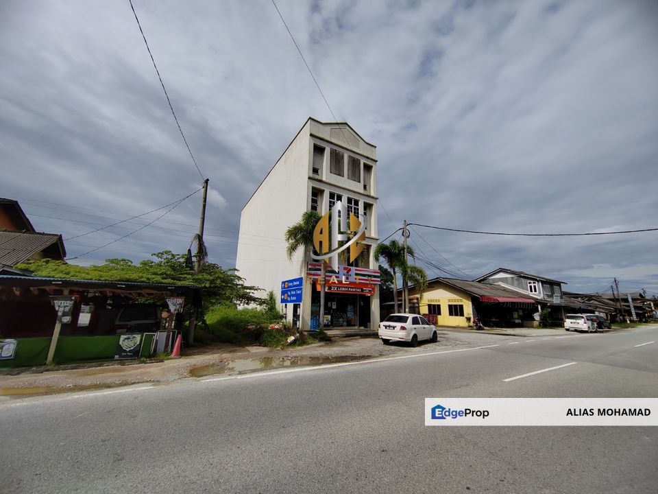 [𝐍𝐎𝐍 𝐁𝐔𝐌𝐈]𝐒𝐇𝐎𝐏𝐋𝐎𝐓 𝟒 𝐓𝐈𝐍𝐆𝐊𝐀𝐓 𝐃𝐈 𝐒𝐄𝐁𝐄𝐑𝐀𝐍𝐆 𝐓𝐀𝐊𝐈𝐑, 𝐊𝐔𝐀𝐋𝐀 𝐓𝐄𝐑𝐄𝐍𝐆𝐆𝐀𝐍𝐔, 𝐓𝐄𝐑𝐄𝐍𝐆𝐆𝐀𝐍𝐔 , Terengganu, Kuala Terengganu