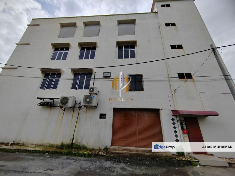 [𝐍𝐎𝐍 𝐁𝐔𝐌𝐈]𝐒𝐇𝐎𝐏𝐋𝐎𝐓 𝟒 𝐓𝐈𝐍𝐆𝐊𝐀𝐓 𝐃𝐈 𝐒𝐄𝐁𝐄𝐑𝐀𝐍𝐆 𝐓𝐀𝐊𝐈𝐑, 𝐊𝐔𝐀𝐋𝐀 𝐓𝐄𝐑𝐄𝐍𝐆𝐆𝐀𝐍𝐔, 𝐓𝐄𝐑𝐄𝐍𝐆𝐆𝐀𝐍𝐔 , Terengganu, Kuala Terengganu