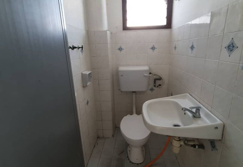 Subang Perdana Goodyear Court 9