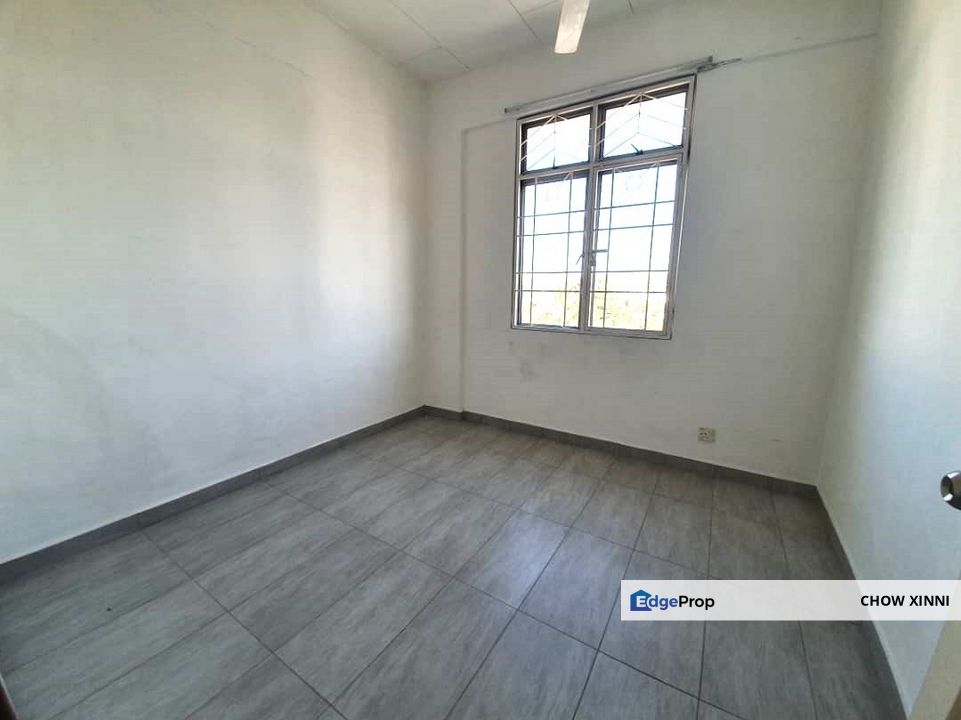 Goodyear Court 9 for Sale, Top Floor, 2 carparks, Selangor, USJ