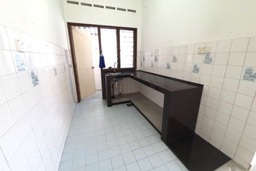 Subang Perdana Goodyear Court 9