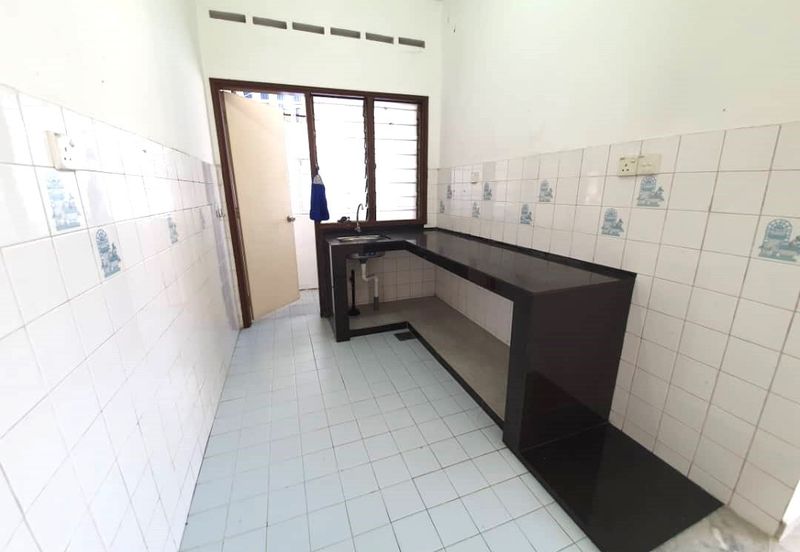 Subang Perdana Goodyear Court 9