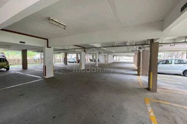 Subang Perdana Goodyear Court 8