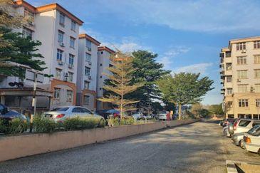 Subang Perdana Goodyear Court 8