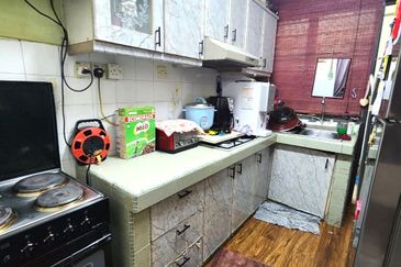 Subang Perdana Goodyear Court 8