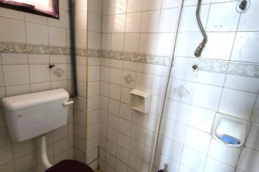 Subang Perdana Goodyear Court 8