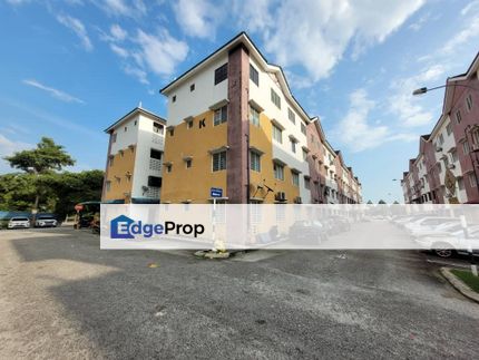 Below MV Apartment Arista Bandar Parkland Klang Near LRT, Selangor, Klang