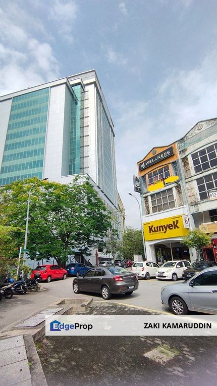 3 Storey END LOT Commercial Unit Seksyen 9 Shah Alam, Selangor, Shah Alam