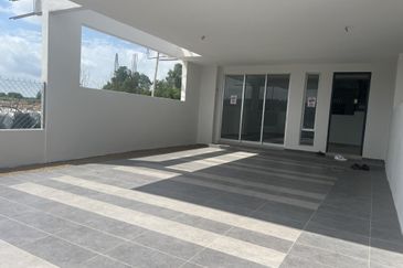 TAMAN KUANTAN JAYA KAMPUNG PAK MAHAT