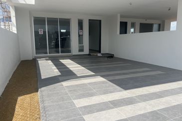 TAMAN KUANTAN JAYA KAMPUNG PAK MAHAT