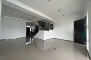 TAMAN KUANTAN JAYA KAMPUNG PAK MAHAT