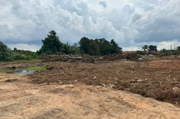 Jalan Seberang Balok