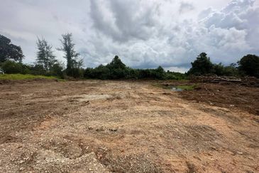 Jalan Seberang Balok