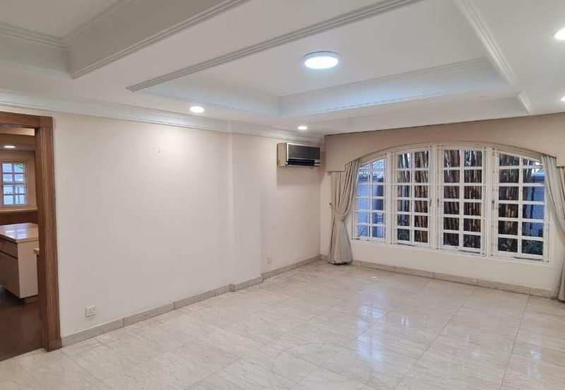 Bukit Pantai (Pantai Hill)