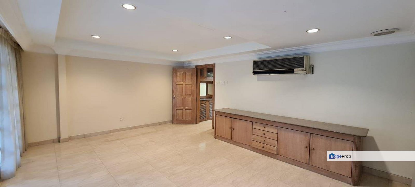 Bukit Pantai (Pantai Hill), Kuala Lumpur, Pantai