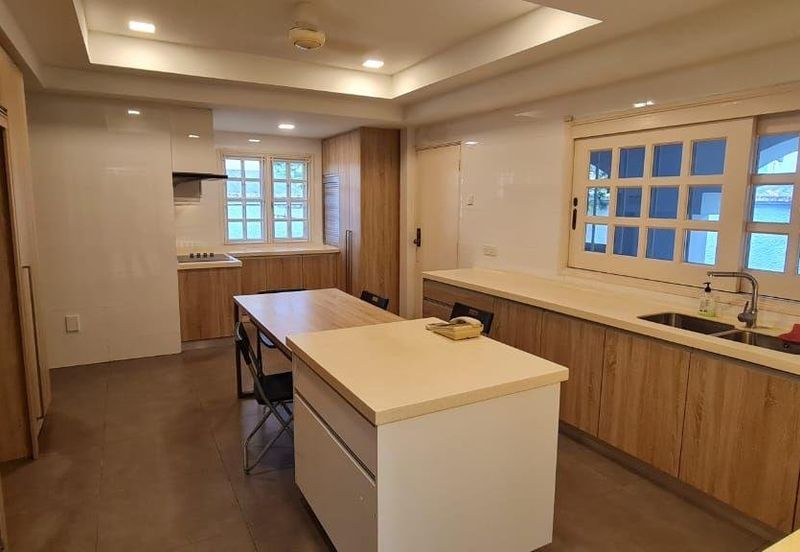 Bukit Pantai (Pantai Hill)