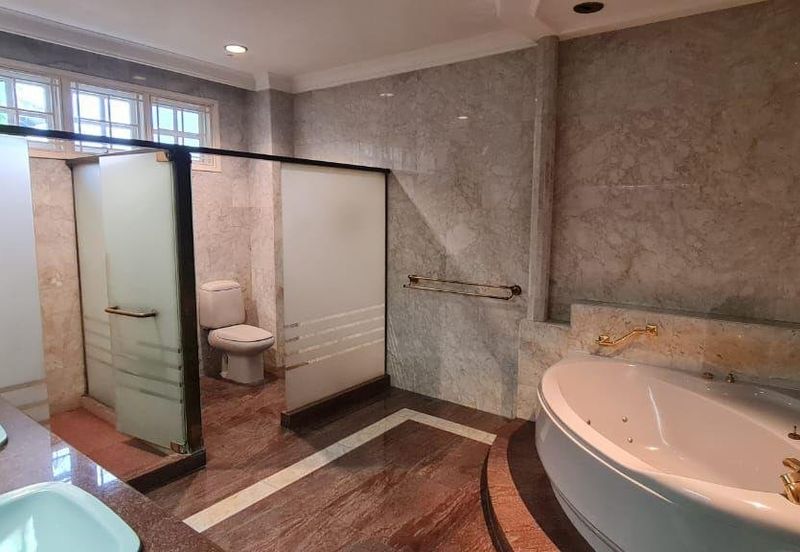 Bukit Pantai (Pantai Hill)