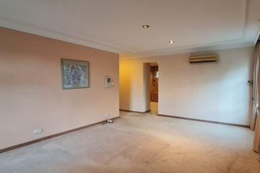 Bukit Pantai (Pantai Hill)