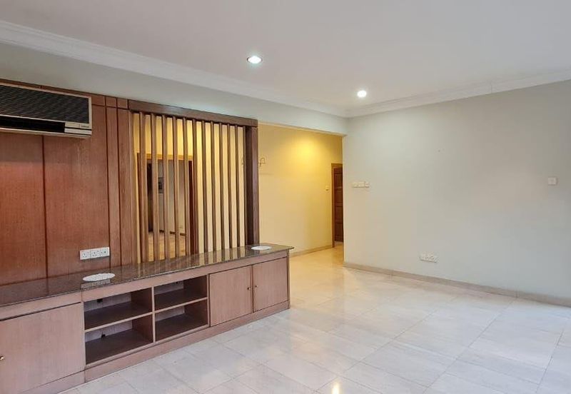 Bukit Pantai (Pantai Hill)