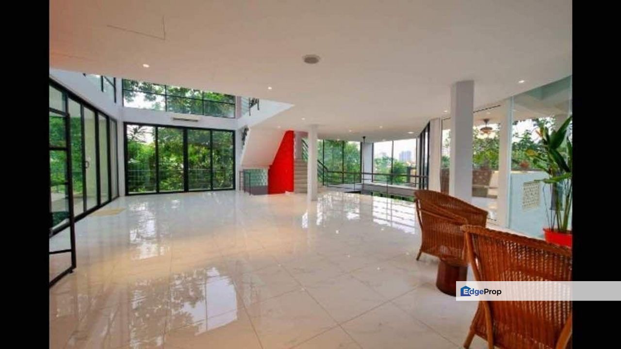 Kenny Hills (Bukit Tunku), Kuala Lumpur, Kenny Hills (Bukit Tunku)