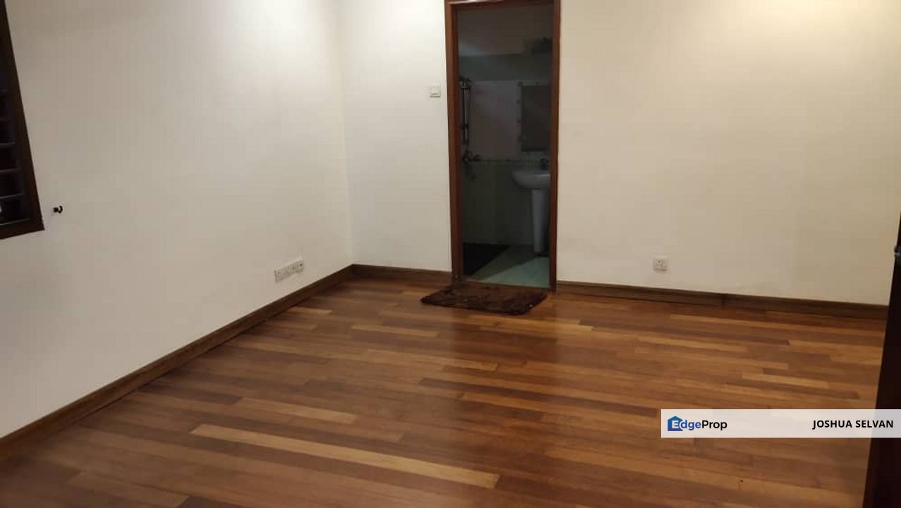 2 Storey Move in Condition Bungalow @ Bukit Bandaraya, Bangsar, Kuala Lumpur, Bangsar