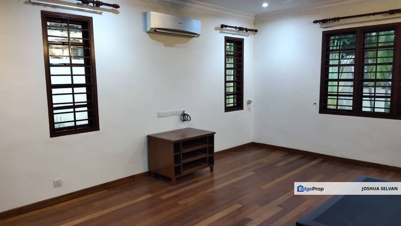 2 Storey Move in Condition Bungalow @ Bukit Bandaraya, Bangsar, Kuala Lumpur, Bangsar