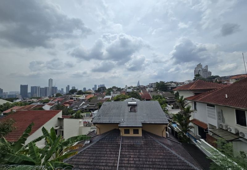 Lorong Kemaris 1