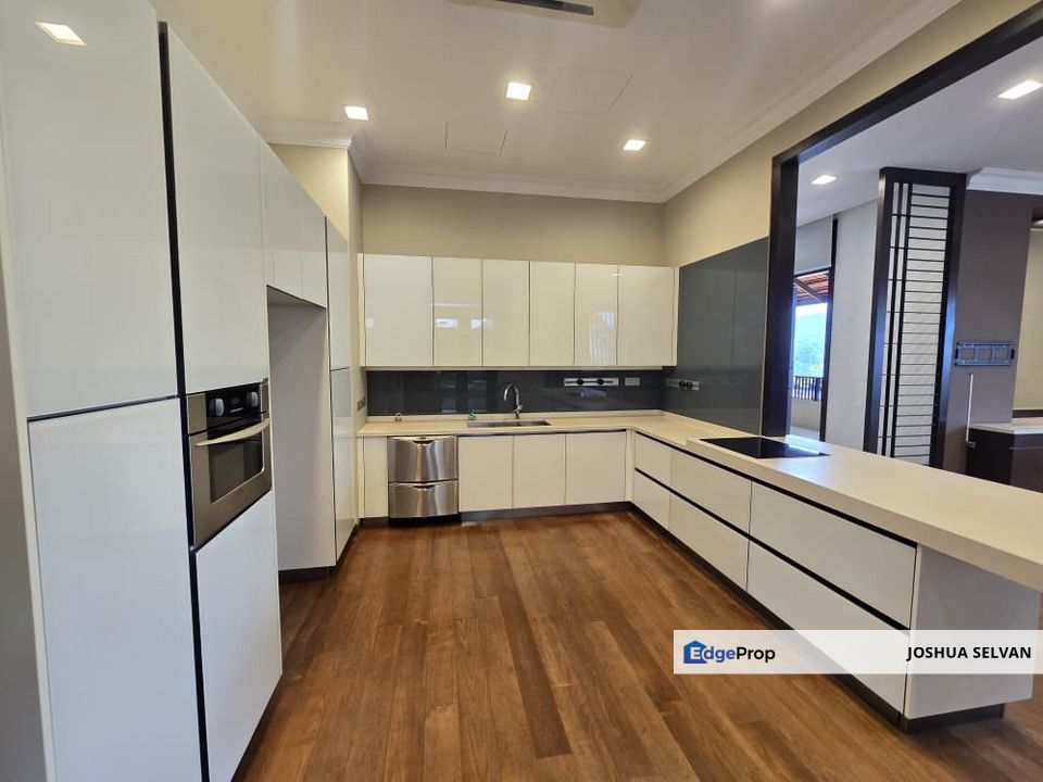 3.5 Storey Balinese Bungalow on guarded street @ Setiabakti, Damansara Heights, Kuala Lumpur, Damansara Heights