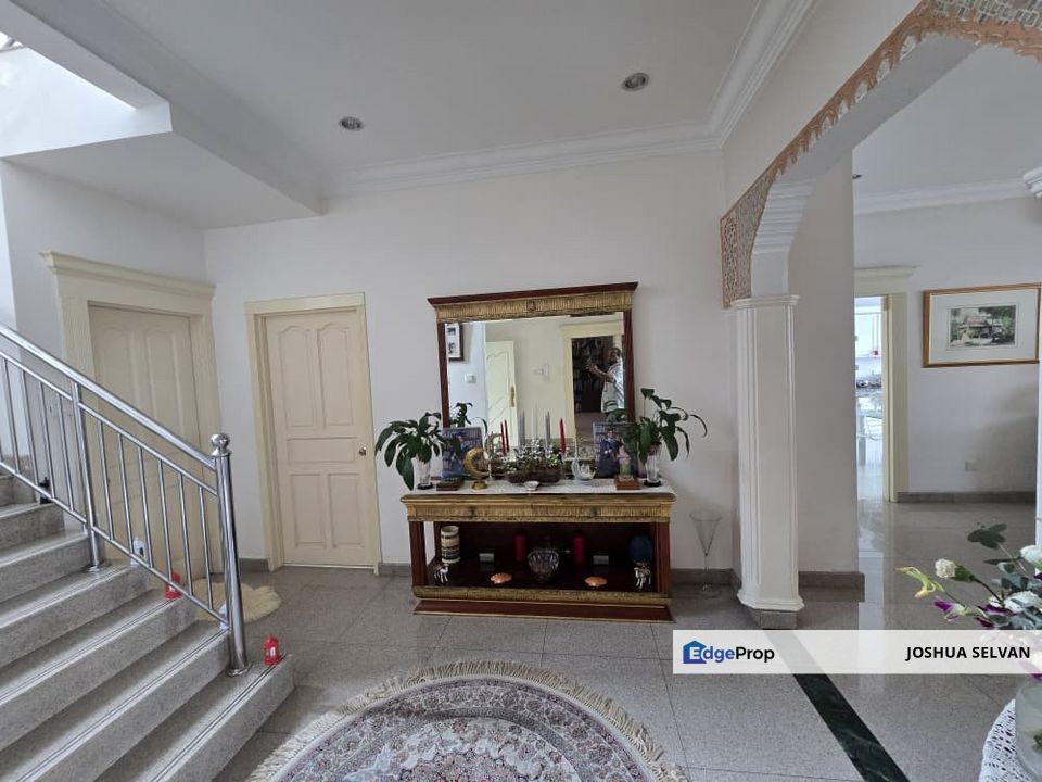 2.5 Storey Bungalow on guarded street with unblocked KL Skyline views, Kuala Lumpur, Damansara Heights