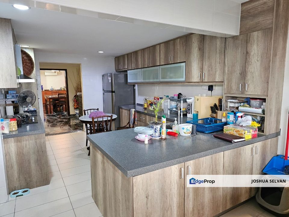 2 Storey Value Buy Bungalow on large elevated flat land, Kuala Lumpur, Damansara Heights