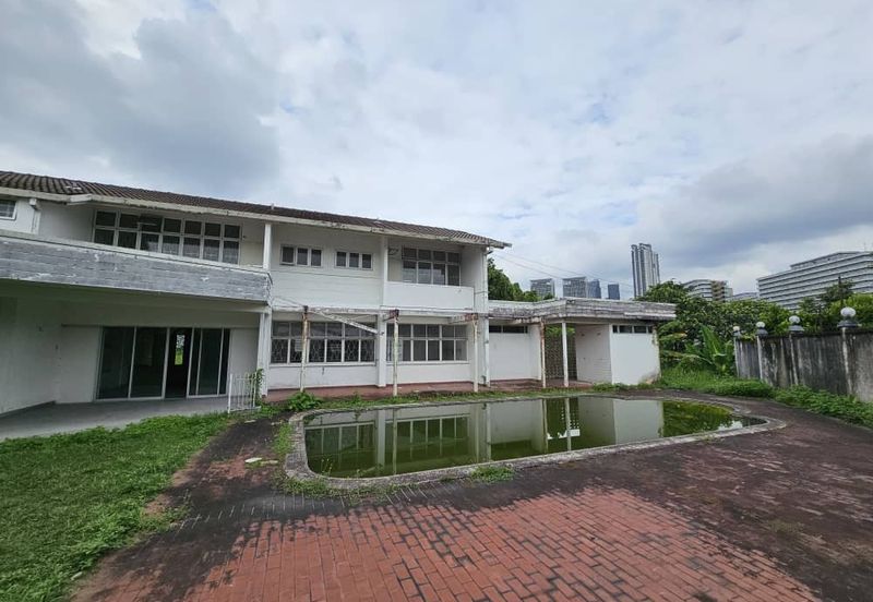 1.5 Acre Bungalow Land with Unblocked Views of KL Skyline