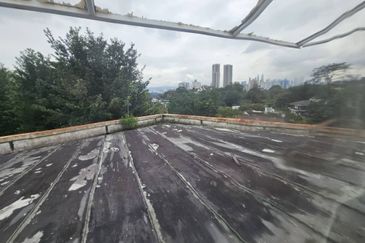 1.5 Acre Bungalow Land with Unblocked Views of KL Skyline