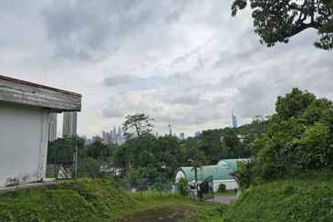 1.5 Acre Bungalow Land with Unblocked Views of KL Skyline