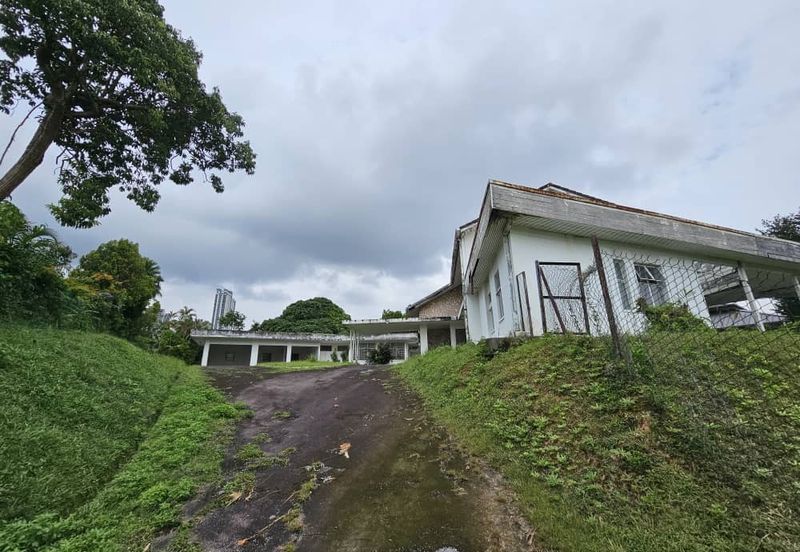 1.5 Acre Bungalow Land with Unblocked Views of KL Skyline