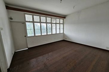 1.5 Acre Bungalow Land with Unblocked Views of KL Skyline