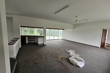 1.5 Acre Bungalow Land with Unblocked Views of KL Skyline