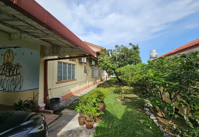 Seksyen 11, Petaling Jaya