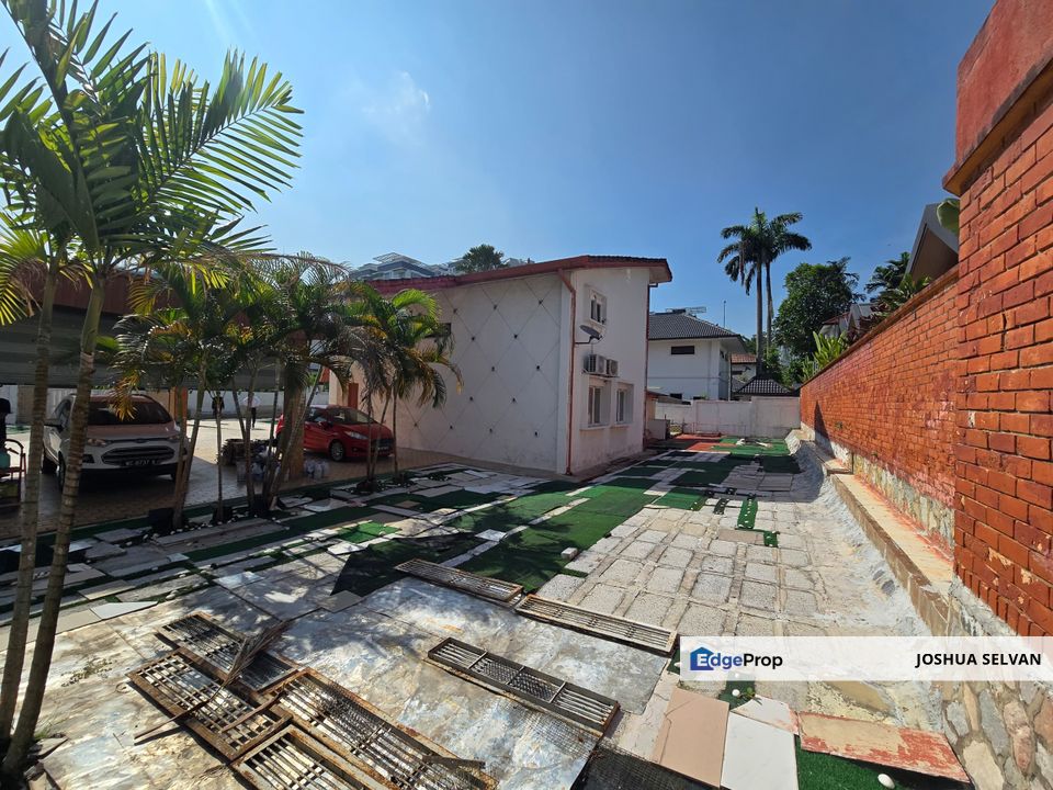 Basic Bungalow on large squarish flat land @ Bukit Tunku, Kuala Lumpur, Kenny Hills (Bukit Tunku)