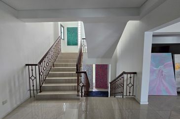 5 Storey Modern Bungalow with KL Skyline view @ Taman Duta, Bukit Tunku