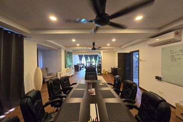 5 Storey Modern Bungalow with KL Skyline view @ Taman Duta, Bukit Tunku