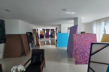 5 Storey Modern Bungalow with KL Skyline view @ Taman Duta, Bukit Tunku