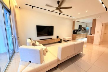 garland 2, kota emerald