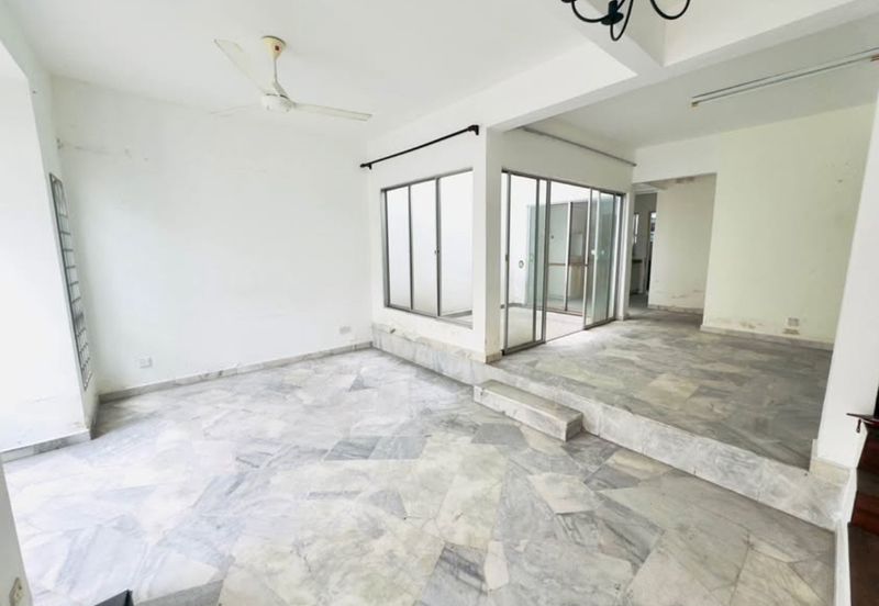 Seksyen 13, Bandar Country Homes