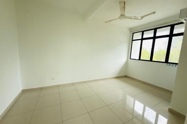 SEIRING RESIDENCE, BANDAR TASIK PUTERI