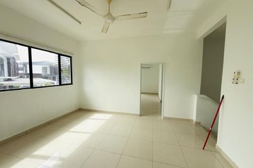 SEIRING RESIDENCE, BANDAR TASIK PUTERI