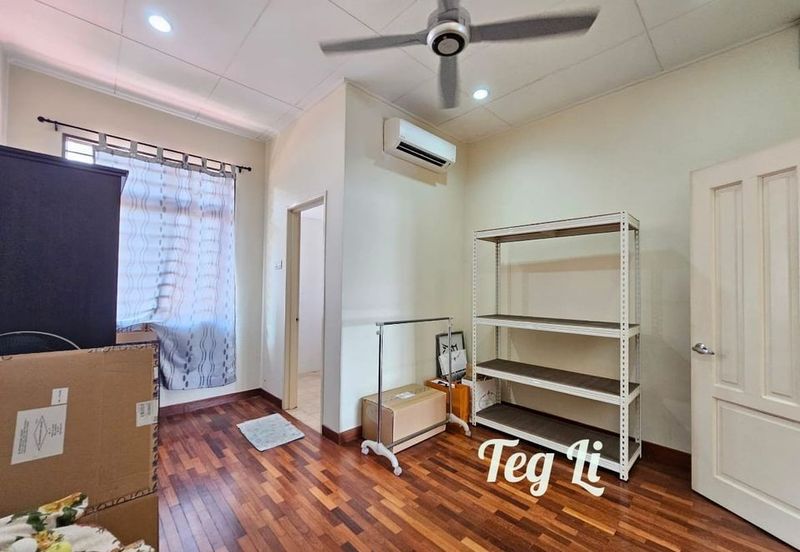 Canal Gardens, Kota Kemuning