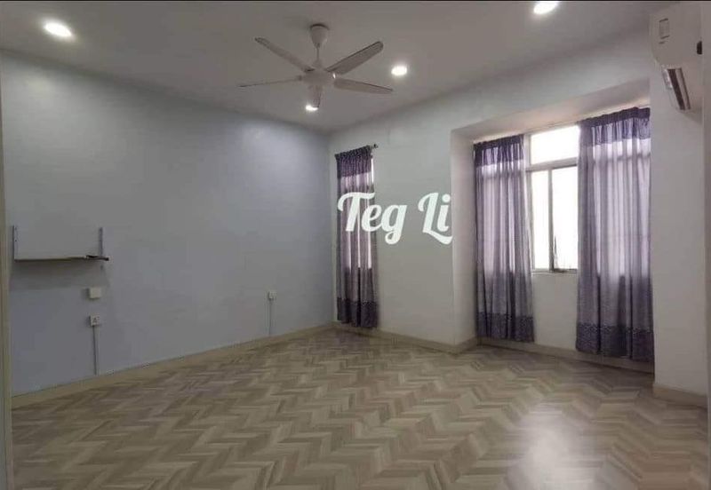 Canal Gardens, Kota Kemuning