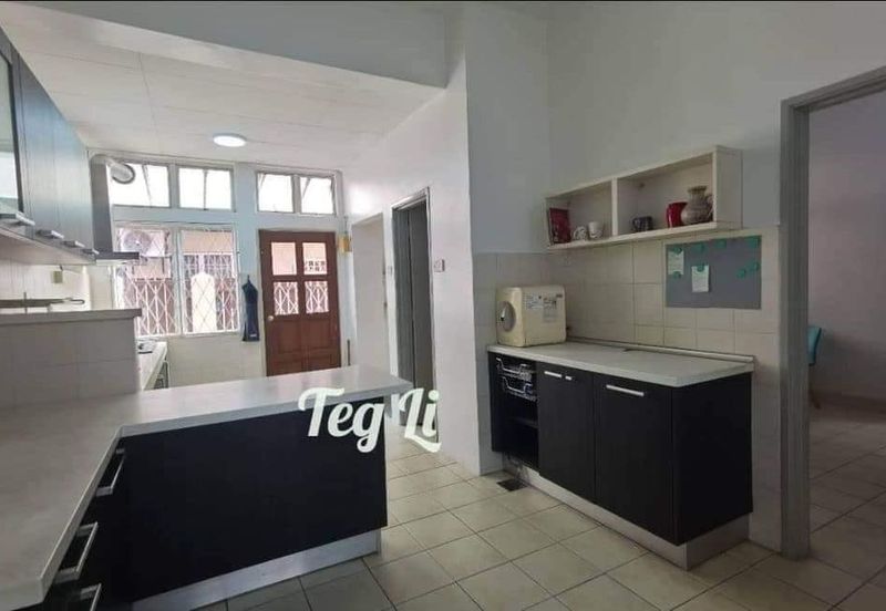 Canal Gardens, Kota Kemuning