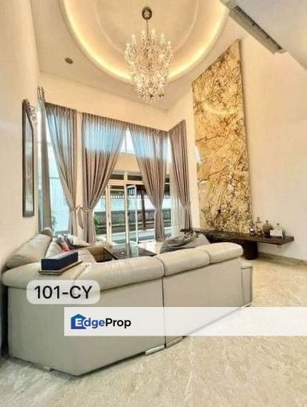 Double Storey Bungalow With Private Swimming Pool @ Bandar Parkland , Klang , Selangor, Klang