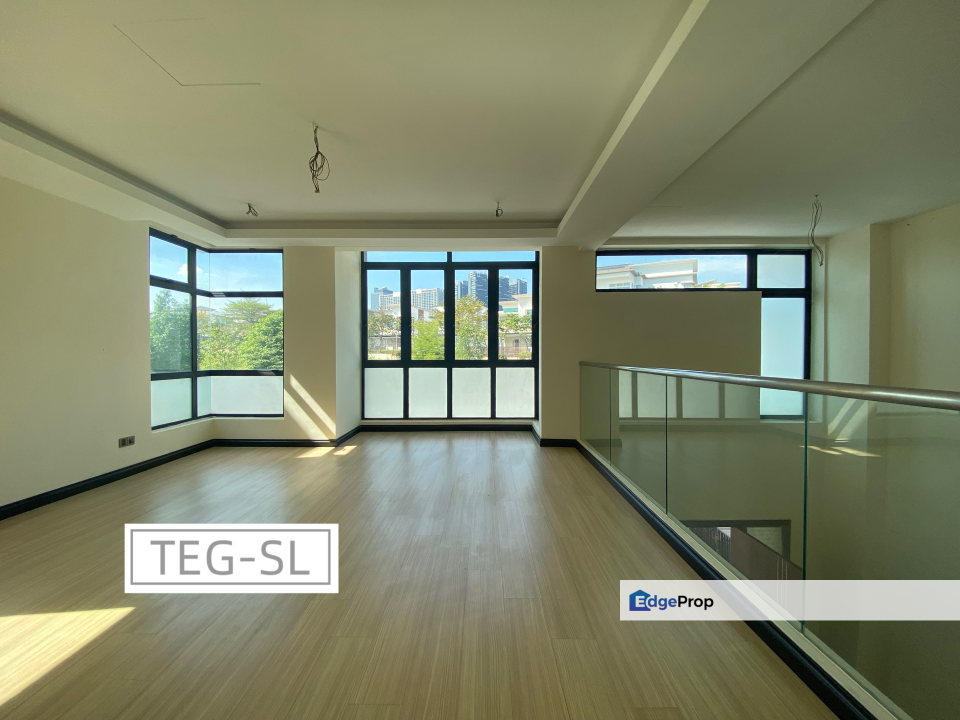 3 Sty Superlink Endlot with Lift @ Anggun Kirana Setia alam, Selangor, Setia Alam/Alam Nusantara